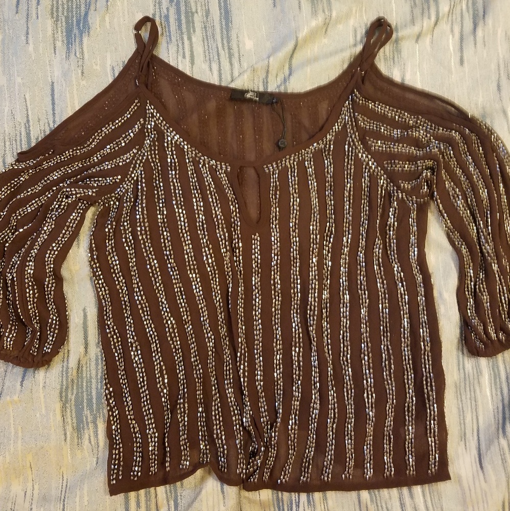 BKE boutique brown open shoulder shirt